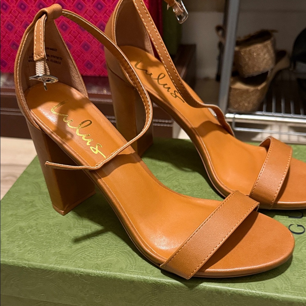 Lulu's Caramel Block Heel Sandals